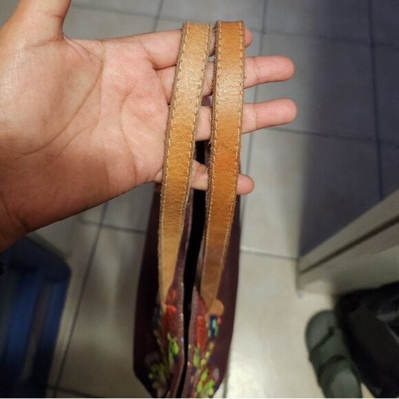 Consuela Sonoma Wine East West Tote - Picture 5 of 5